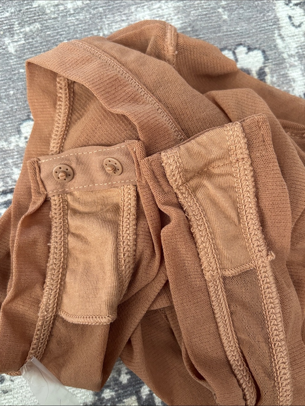 SKIMS SHEER SLEEVELESS CREWNECK BODYSUIT - Picture 5 of 6